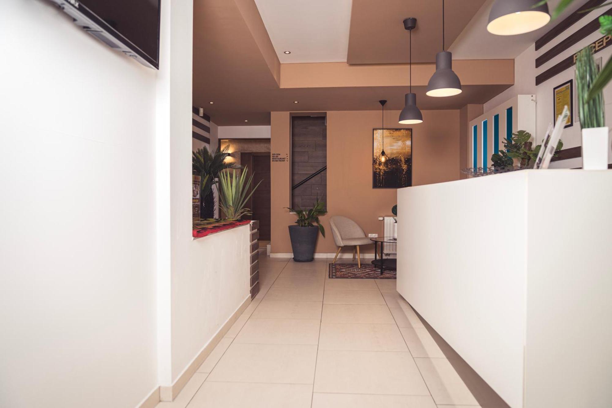 Hotel Tazz - River Front Oasis Collection Bihac Ngoại thất bức ảnh